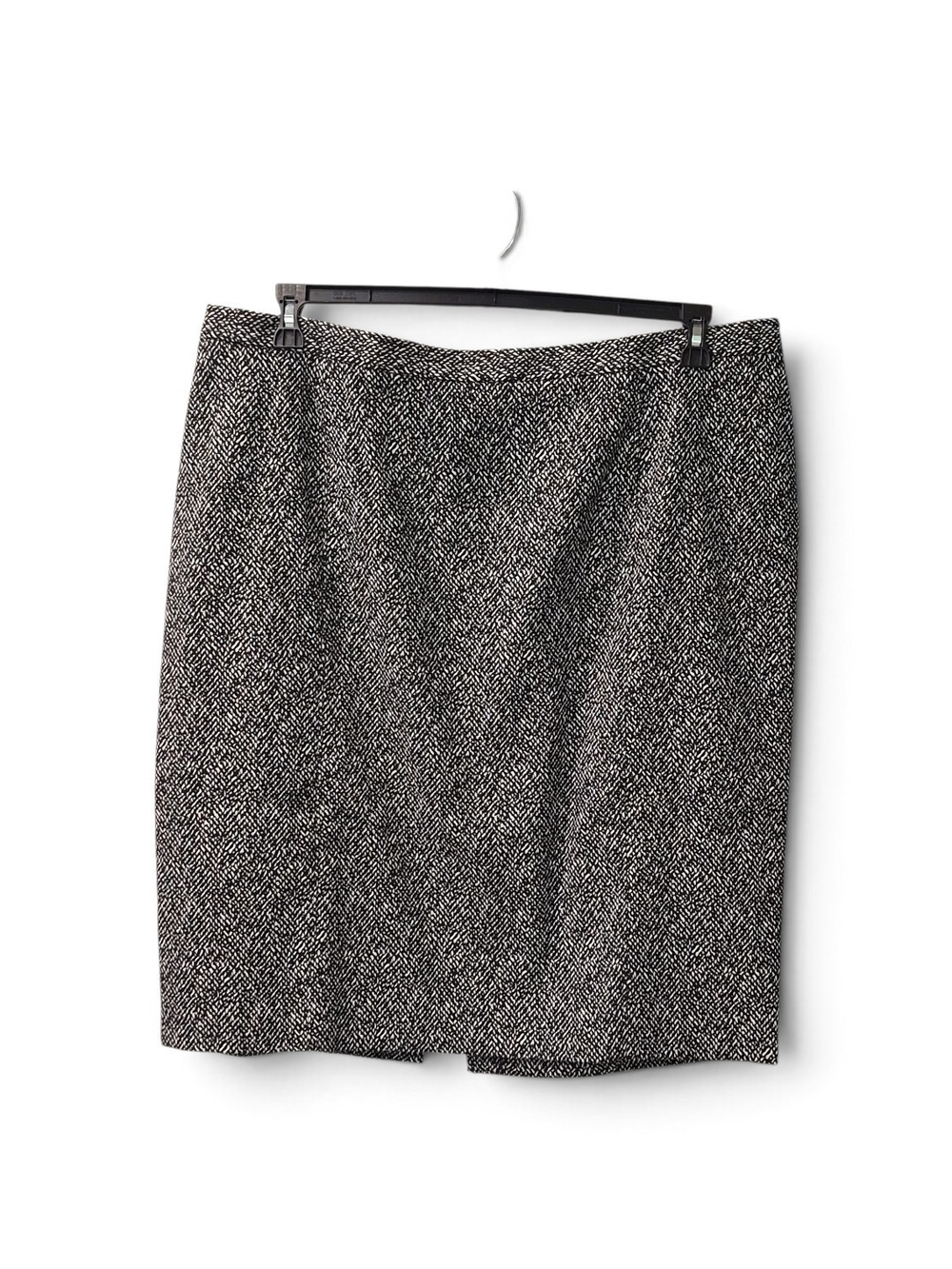 KASPER NWT $89 22W Black and White Tweed Pencil Skirt